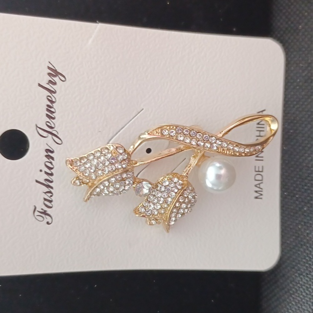 Brooche